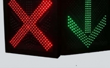 港府帶頭推動(dòng)環(huán)保 港九新界改用LED交通燈