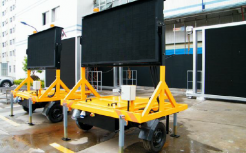 移動(dòng)拖車屏